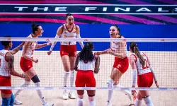 İLK YARI SONUCU l ÇİN 0 ( 21-25 ) 1 Türkiye