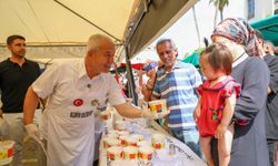Alanya'da 5 bin kişilik aşure dağıtımı yapıldı