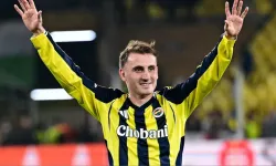 Fenerbahçe’den gidiyor mu, kalıyor mu? Yıldız futbolcu kararını verdi