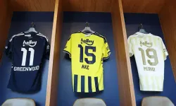 CANLI İZLE l Fenerbahçe 3 oyuncusuna imzayı attırıyor!