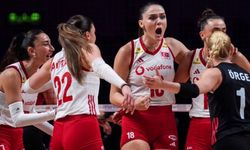 YARI FİNALDEYİZ l Türkiye 3-1 Kanada MAÇ ÖZETİ İZLE