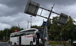 Son dakika l İstanbul’da yolcu otobüsü kazası: 1 ağır 30 yaralı