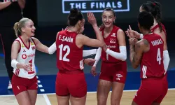 İKİNCİ SET SONUCU l Türkiye 1 (25-23) 1 Brezilya SET SAYISINI İZLE