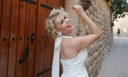 Mardinli Marilyn Monroe olan Melek Akarmut kimdir?