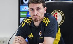 Fenerbahçe sözleşmeyi 1 yıl yeniledi! Mert Hakan Yandaş asgari ücret alacak