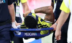 Fenerbahçe'ye yıldız oyuncudan kötü haber! Maça devam edemedi
