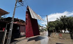 Adana'da Ağustos ayında çatılar uçtu