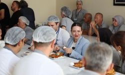Antalya’da aşevinden binlerce sofraya sıcak yemek