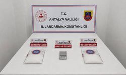 Antalya'da otel odasına baskın