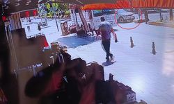 Antalya'da otomobil refüje çarptı