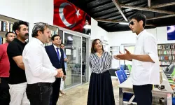 Aytmatov’un ailesi Antalya’da: Kütüphaneye yayımlanmamış eserler bağışlandı