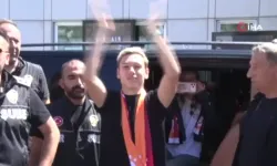 Galatasaray'ın orta saha transferi Batrakov İstanbul'a geldi