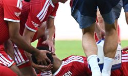 Bayern Münih’te Musiala şoku! Hazırlık maçında sıcak havada bayıldı