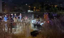 Bursa’da feci kaza: Otomobil taklalar atarak tarlaya uçtu, 5 kişi yaralandı