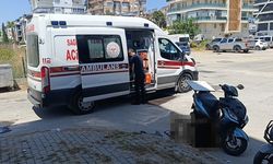 Manavgat’ta Motosiklet Otomobile Çarptı