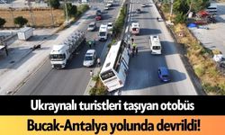 Ukraynalı turistleri taşıyan otobüs Bucak-Antalya yolunda devrildi