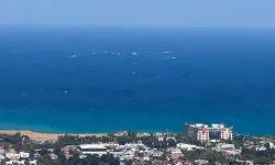Son dakika l Girne açıklarında yolcu gemisi battı