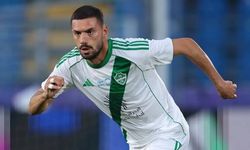 VİDEO İZLE l Merih Demiral'dan şaşırtan hamle!