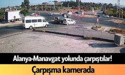 Alanya-Manavgat yolunda çarpıştılar! Çarpışma kamerada