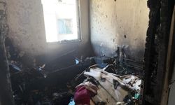 Antalya'da binada çıkan yangına mahalle sakinleri müdahale etti