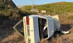 Antalya'da direksiyon hakimetini kaybetti, sürücü yaralandı
