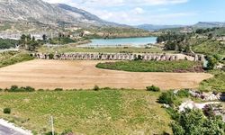 Antalya'da o antik kentin tarihi kemerleri tahrip oluyor