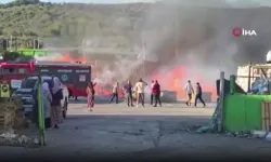 Son dakika l Bursa'da geri dönüşüm deposunda yangın çıktı