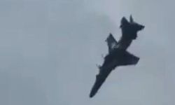 VİDEO İZLE l Galler'de 2 pilotun mucizevi kurtuluşu!