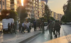 Son dakika l İzmir'de bankada silahlı soygun!