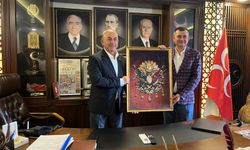 Mevlüt Çavuşoğlu’ndan MHP’ye hayırlı olsun ziyareti