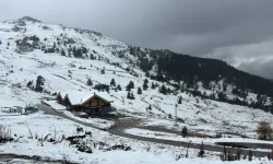 Uludağ ve Kartalkaya beyaza büründü!