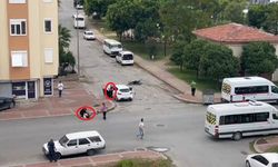 Antalya'da otomobil sürücüsü gözyaşlarına boğuldu