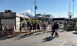 Antalya ve Alanya'da turizmciler kuru kalabalık değil, para harcayan turist istiyor