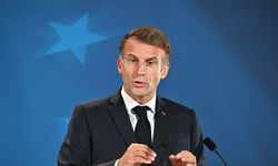 Fransa'daki protestolar sonrası Macron istifa mı etti?