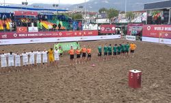 Plaj futbolunda Alanya fırtınası