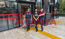 Alkollü kocasını iterek odaya götürecekken felaket yaşandı! Kocası öldü, kendisi tutuklandı