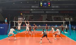 Alanya Belediyespor Erkek Voleybol Takımı taraftarıyla buluşuyor
