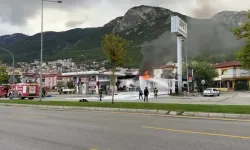 Denizli'de akaryakıt istasyonunda yangın!