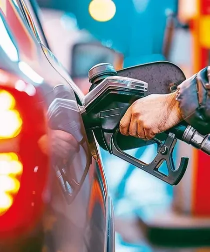 Motorine dev zam geliyor: Salı gününden itibaren pompaya yansıyacak