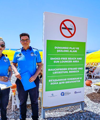 Antalya sahillerinde sigara içmek yasak! Sigara içen yandı