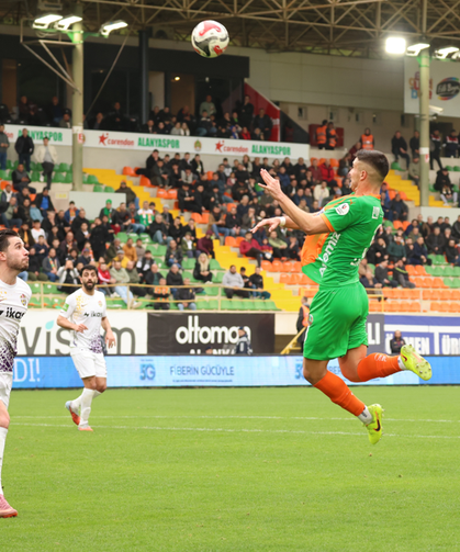 Alanyaspor şeytanın bacağını kırmak istiyor