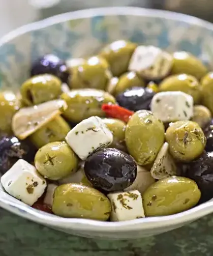 Zeytin ve peyniri birlikte yemek zararlı mı?