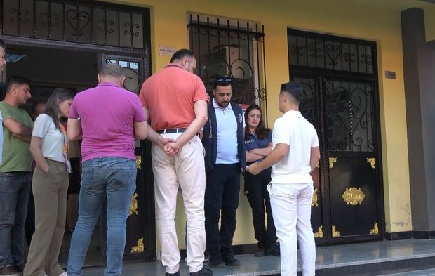 Antalya’da LGS heyecanı yaşandı! İşte velilerin heyecanlı bekleyişi