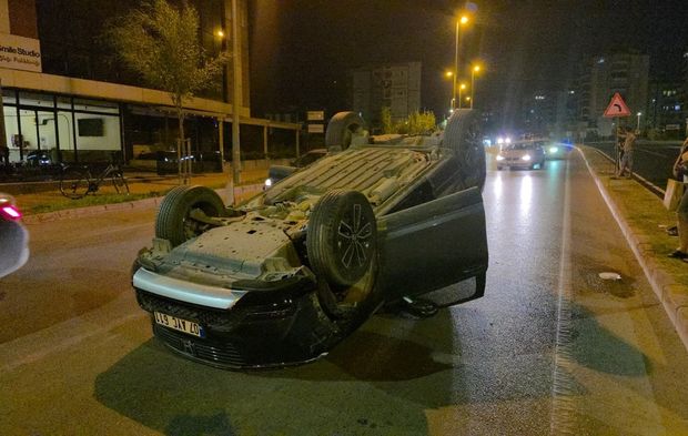 Antalya'da can pazarı: Direksiyon hakimiyetini kaybetti