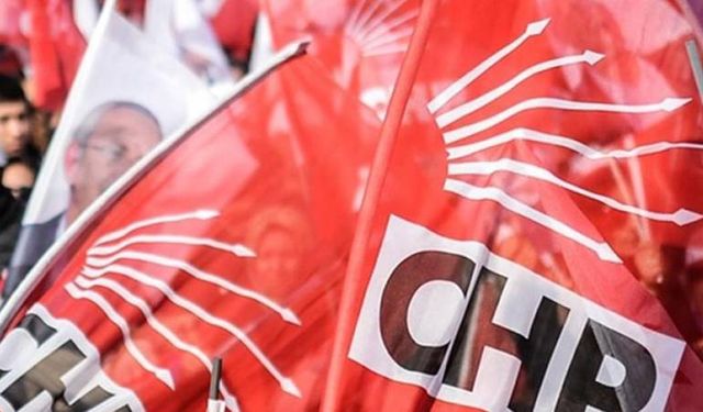 Antalya'da CHP'li belediye başkanları arasında neler oluyor?