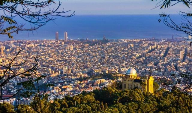Barselona'ya turist engeli: Kimseyi istemiyorlar