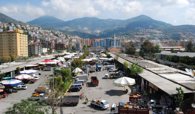 Alanya Hali'nde çalışma saati değişti