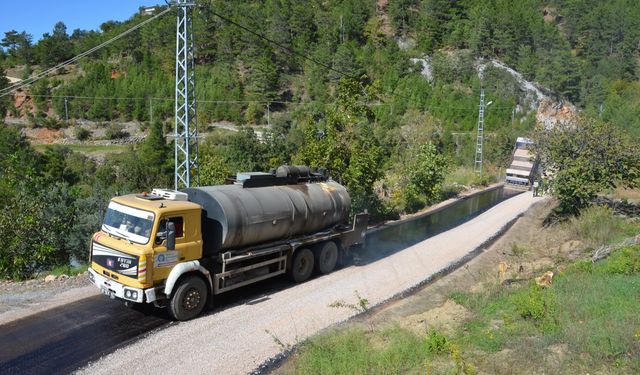 Alanya'da üç mahalleyi birbirine bağlıyor