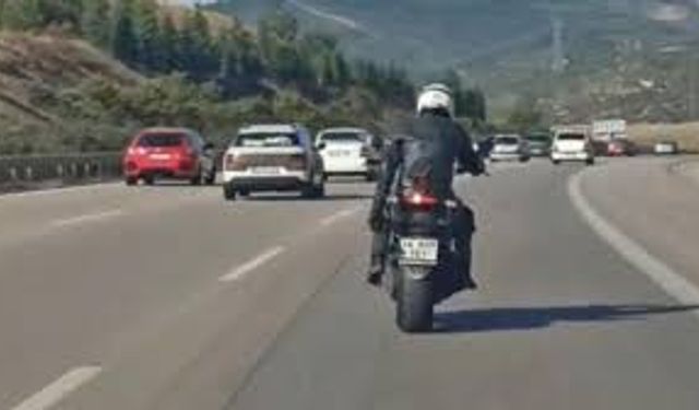 Motosiklet üzerinde dans edip herkesin canını hiçe saydı