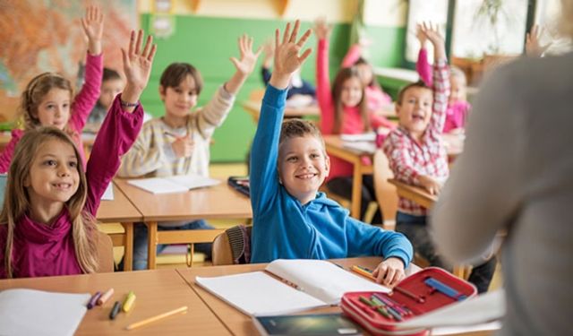 Öğrencilere müjde üstüne müjde: Yaz tatiline erken çıkacaklar